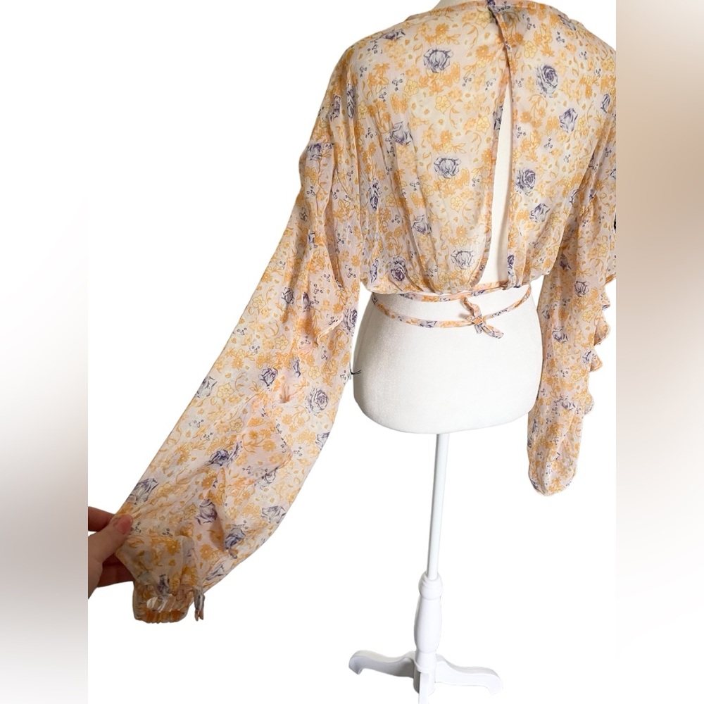 Marjorelle Gwen Top in Meadow - Picture 6 of 11